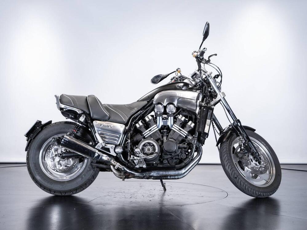 Yamaha V MAX 1200 (3)