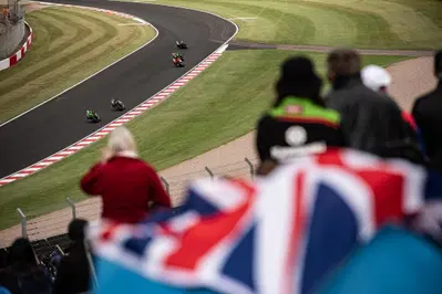 SBK 2024. ORARI TV GP del Regno Unito a Donington (gare in chiaro su TV8, occhio al fuso orario!)