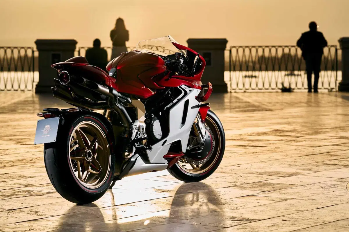 MV Agusta Superveloce 1000 Serie Oro: Alta Gioielleria [GALLERY] (10)