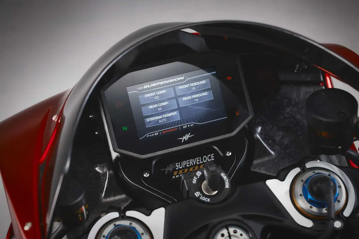 MV Agusta Superveloce 1000 Serie Oro: Alta Gioielleria [GALLERY] (15)