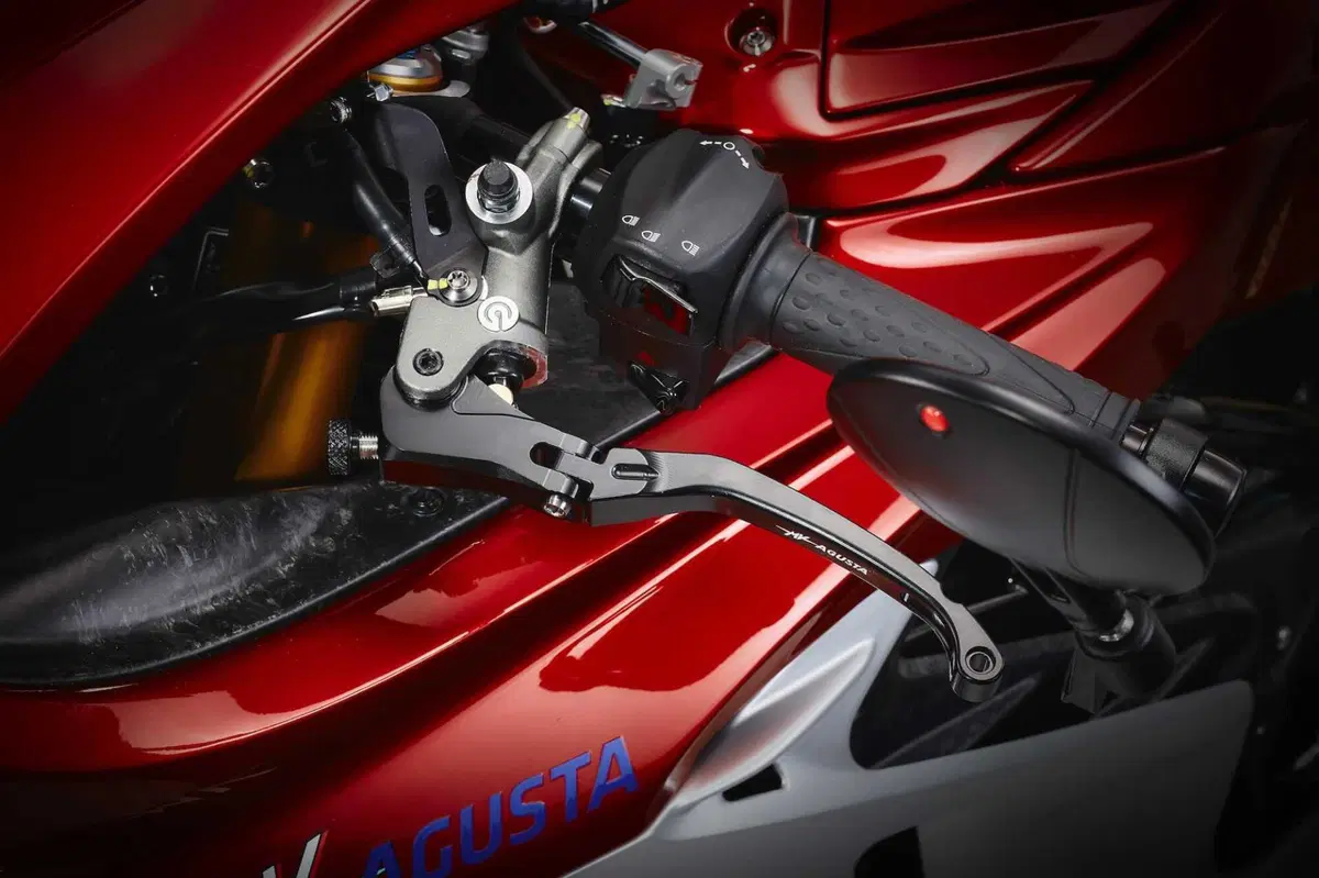 MV Agusta Superveloce 1000 Serie Oro: Alta Gioielleria [GALLERY] (17)