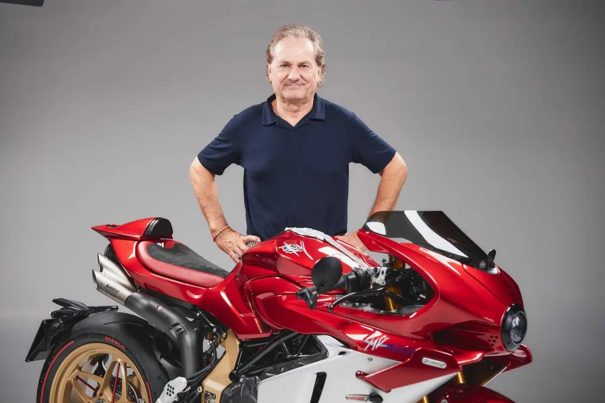 MV Agusta Superveloce 1000 Serie Oro: Alta Gioielleria [GALLERY] (24)