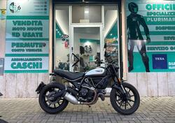 Ducati Scrambler 800 Icon Dark (2021 - 22) usata