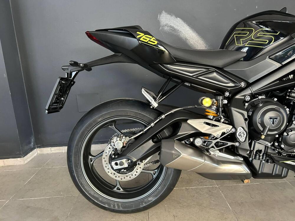 Triumph Street Triple 765 RS (2023 - 24) (3)