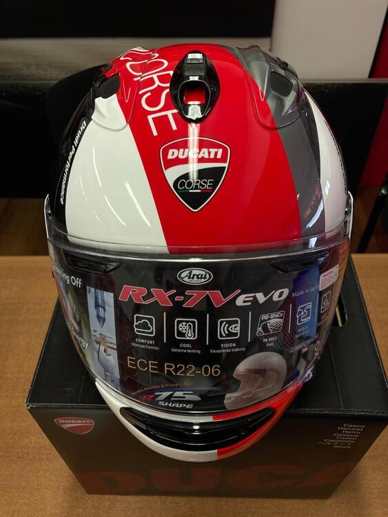 Casco Arai per Ducati mod. RX 7V Evo (3)