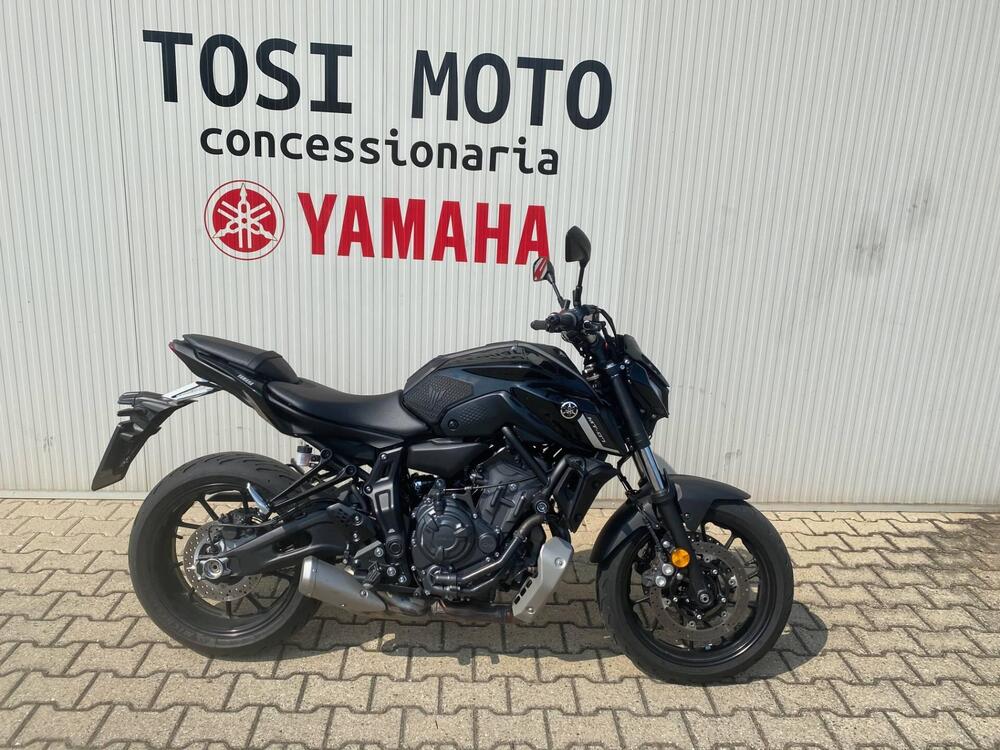 Yamaha MT-07 Pure (2023 - 24)