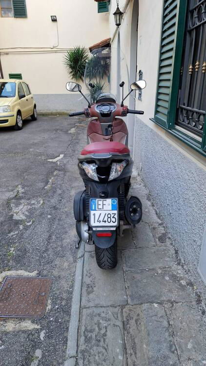 Piaggio Beverly 350 SportTouring ie ABS (2011 - 17) (4)