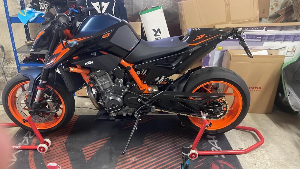 KTM 890 Duke R (2022 - 23) (3)