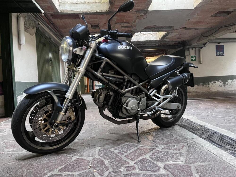 Ducati Monster 600 City Dark (1998 - 02) (4)