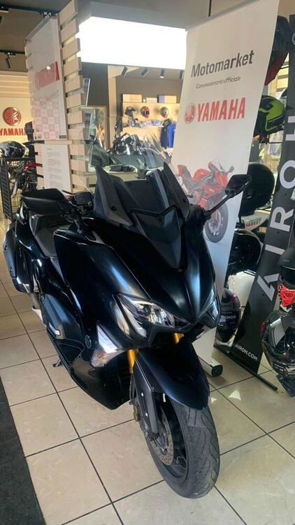 Yamaha T-Max 530 DX (2017 - 19) (2)