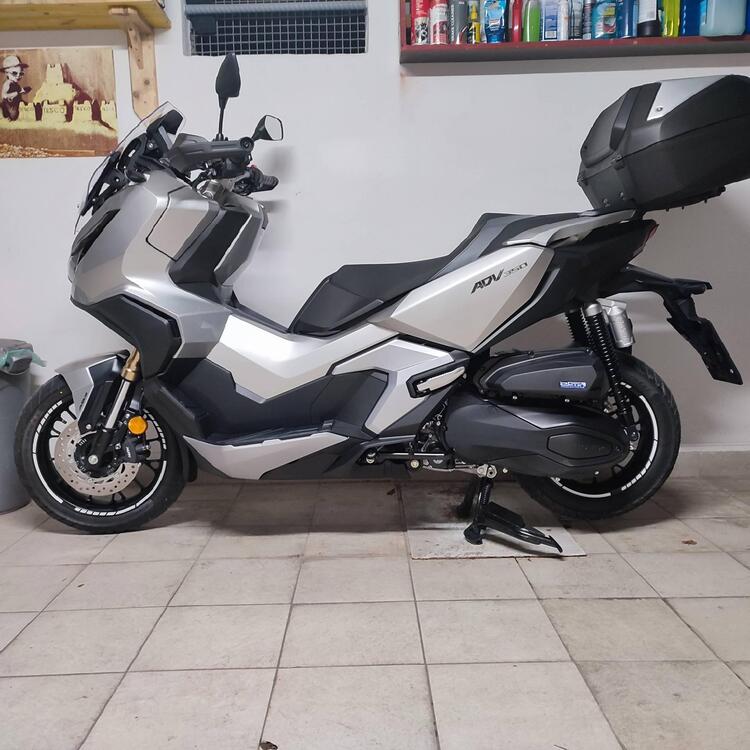 Honda ADV 350 (2022 - 24) (3)