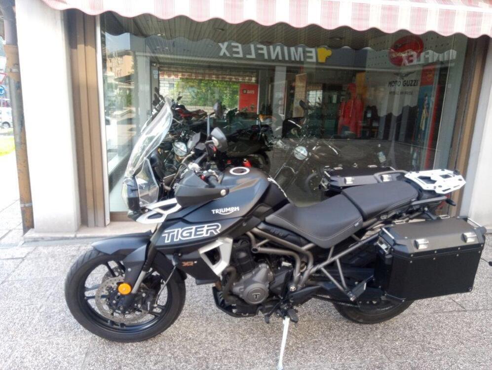 Triumph Tiger 800 XRx (2018 - 20) (2)