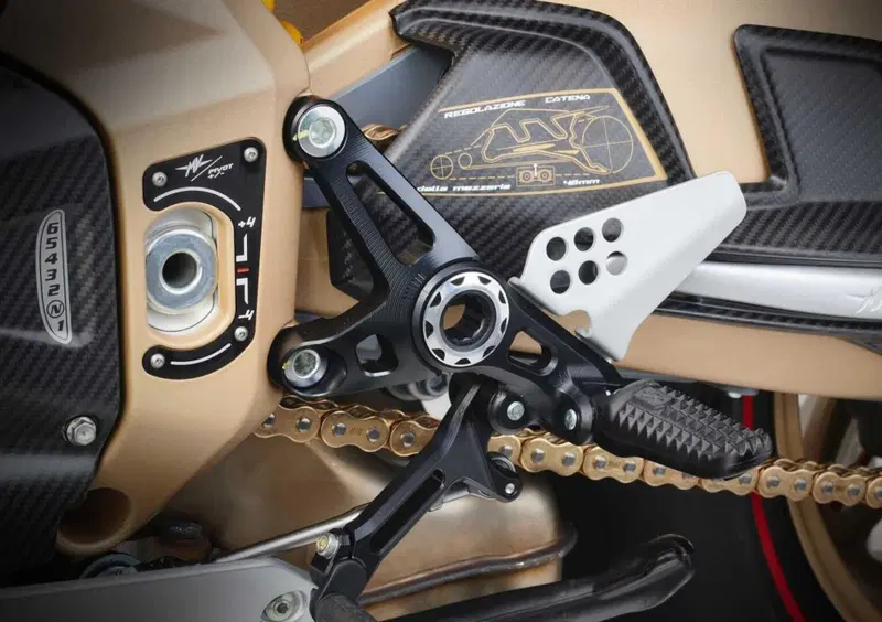 MV Agusta Superveloce 1000 Superveloce 1000 Serie Oro (2024 - 26) (20)