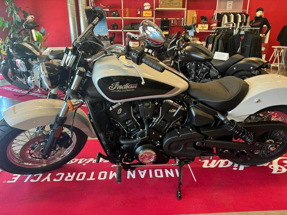 Indian Scout 1250 Classic Limited + Tech (2025) (2)