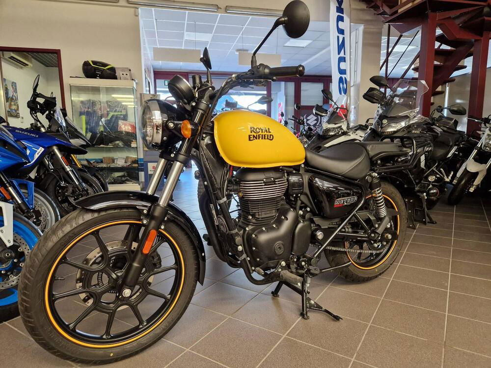 Royal Enfield Meteor 350 Fireball (2021 - 24) (3)