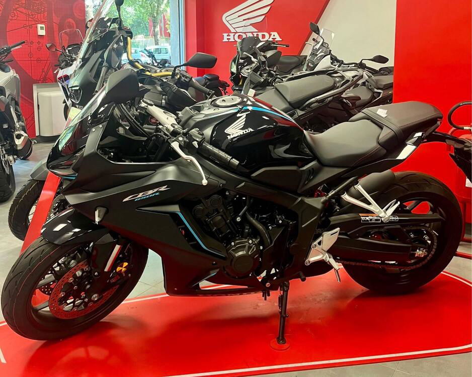 Honda CBR 650 R (2021 - 23)