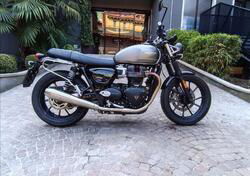 Triumph Speed Twin 900 (2023 - 24) usata