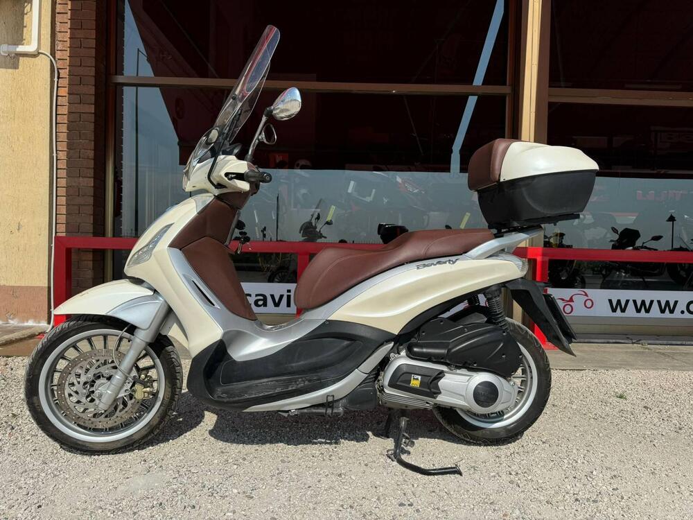 Piaggio Beverly 300 i.e. (2010 - 16)