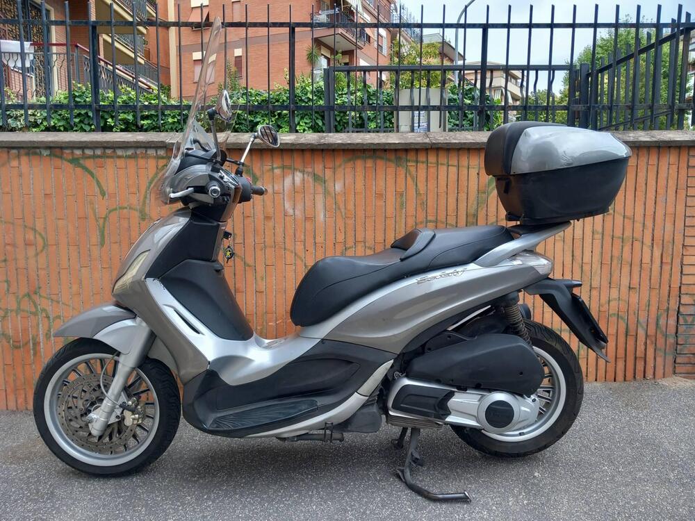 Piaggio Beverly 300 i.e. (2010 - 16)