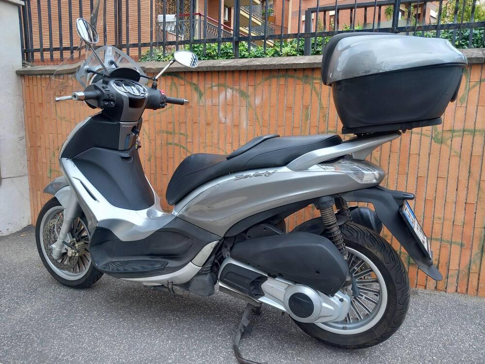 Piaggio Beverly 300 i.e. (2010 - 16) (2)