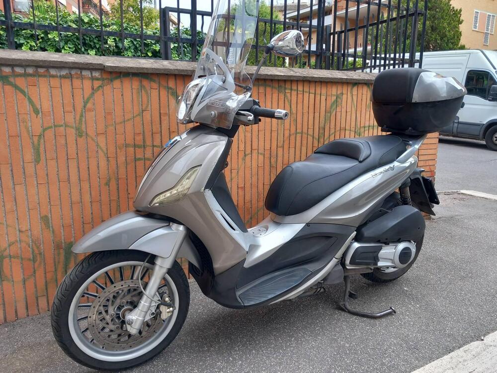 Piaggio Beverly 300 i.e. (2010 - 16) (3)