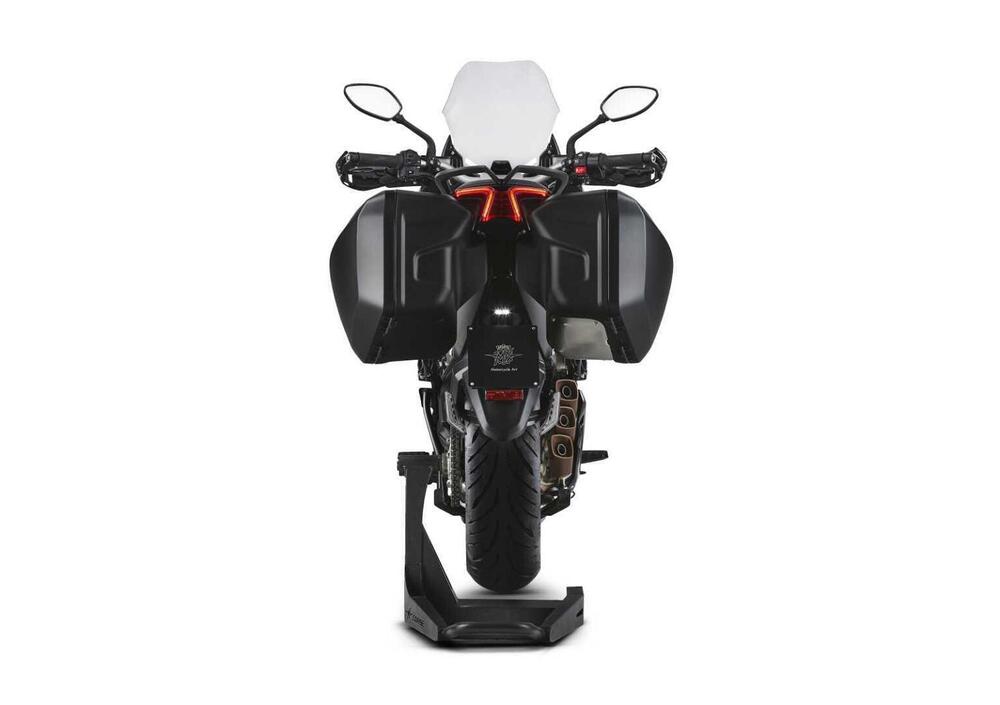 MV Agusta Turismo Veloce 800 Lusso SCS (2021 - 24) (4)