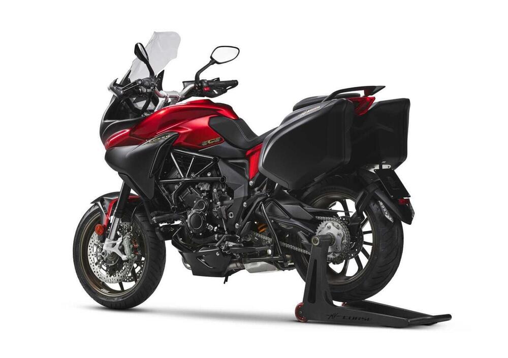 MV Agusta Turismo Veloce 800 Lusso SCS (2021 - 24) (5)