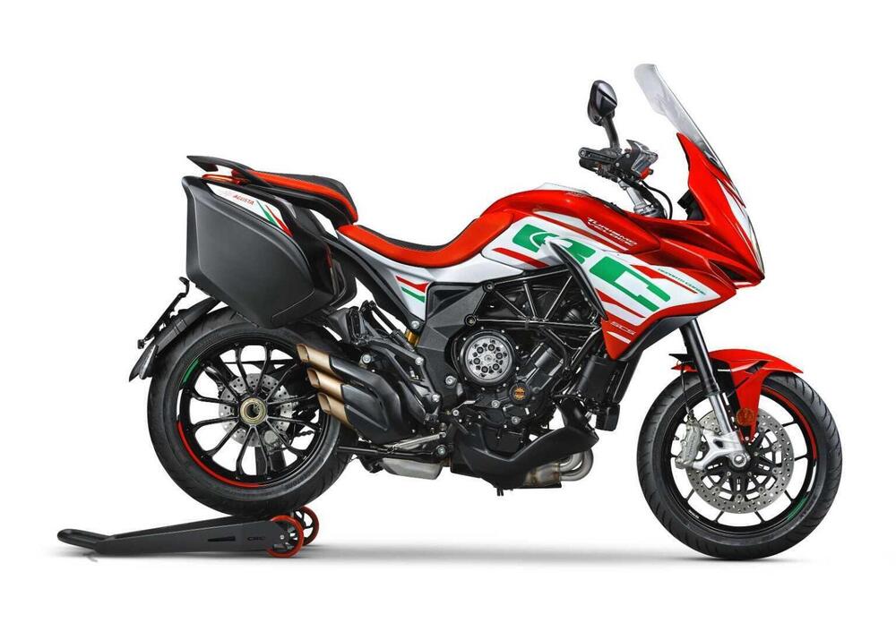 MV Agusta Turismo Veloce 800 RC SCS (2022 - 24) (2)