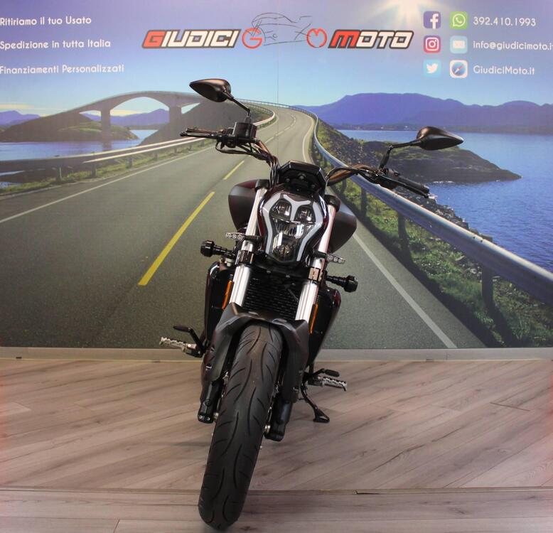 Benelli 502 C (2019 - 20) (2)