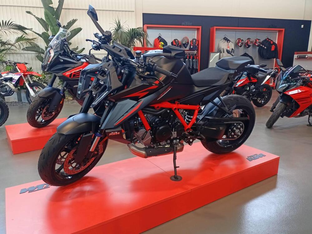 KTM 1390 Super Duke R Evo (2024)