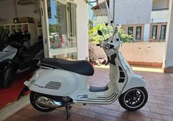 Vespa GTS 300 Super (2023 - 24) usata