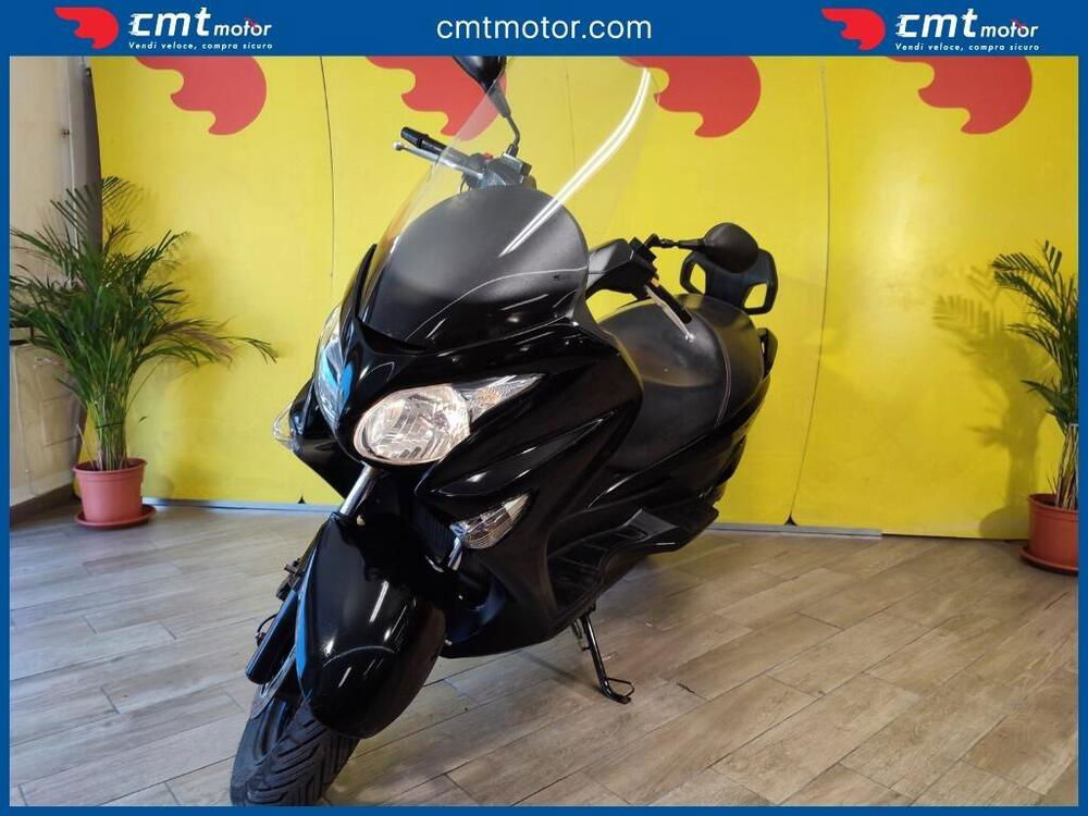 Suzuki Burgman UH 200 ABS (2014 - 16) (2)