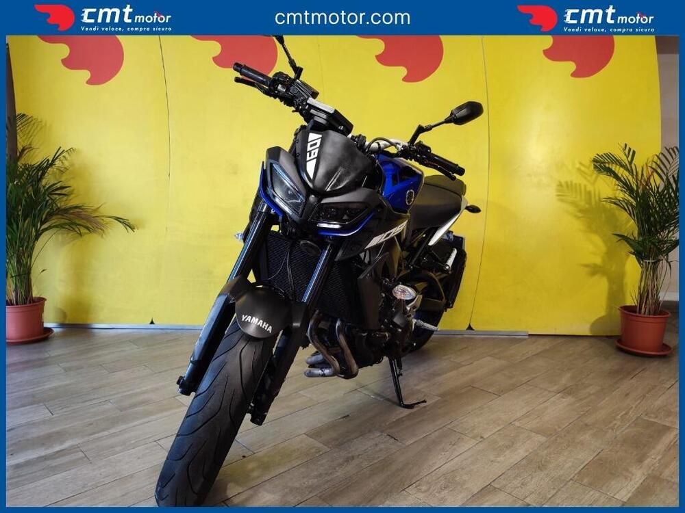 Yamaha MT-09 (2017 - 20) (2)