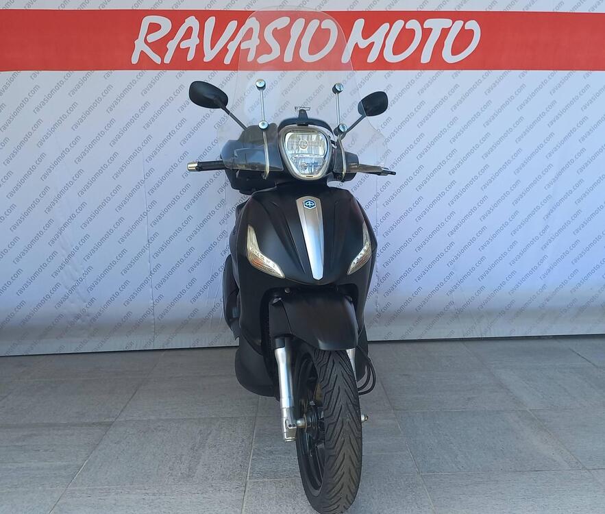 Piaggio Beverly 350 SportTouring ie (2011 - 15) (3)