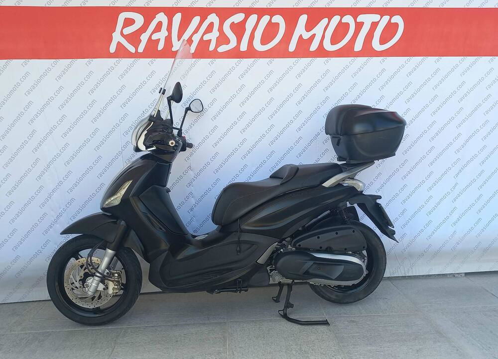 Piaggio Beverly 350 SportTouring ie (2011 - 15) (2)