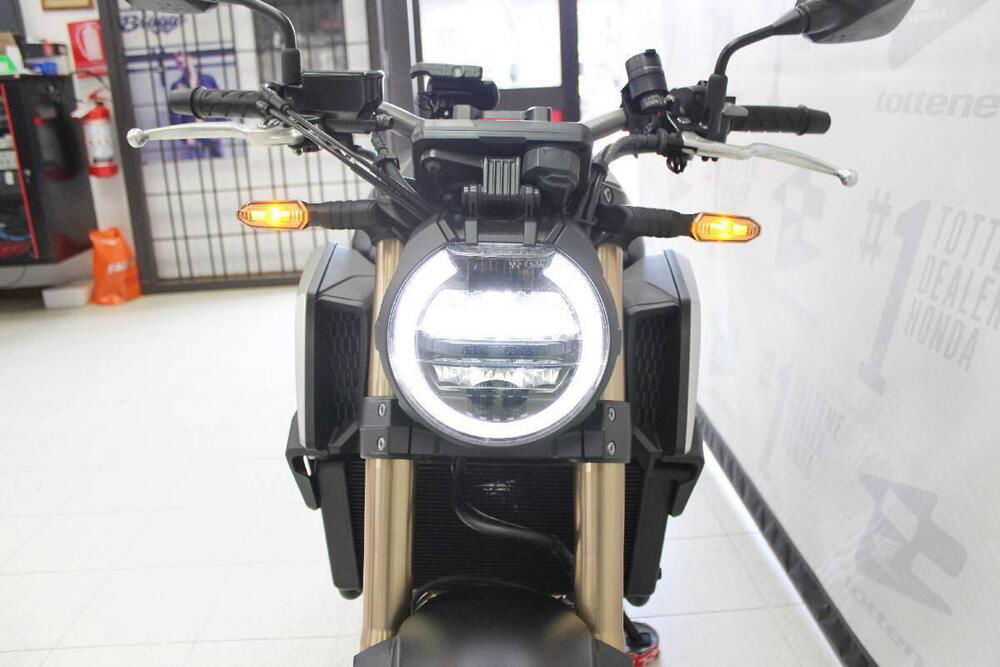 Honda CB 650 R (2021 - 23) (4)