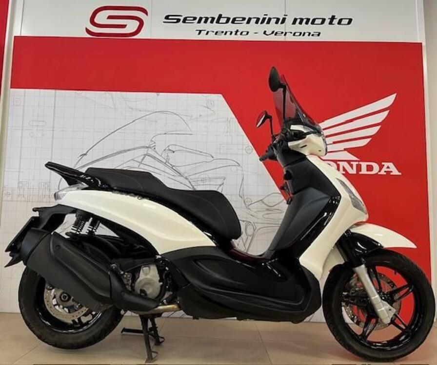 Piaggio Beverly 350 ABS (2016 - 20)