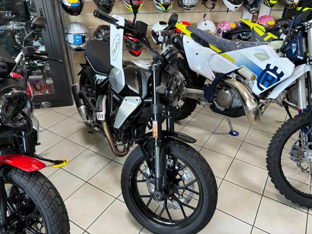 Ducati Scrambler 800 Icon (2023 - 24) (2)