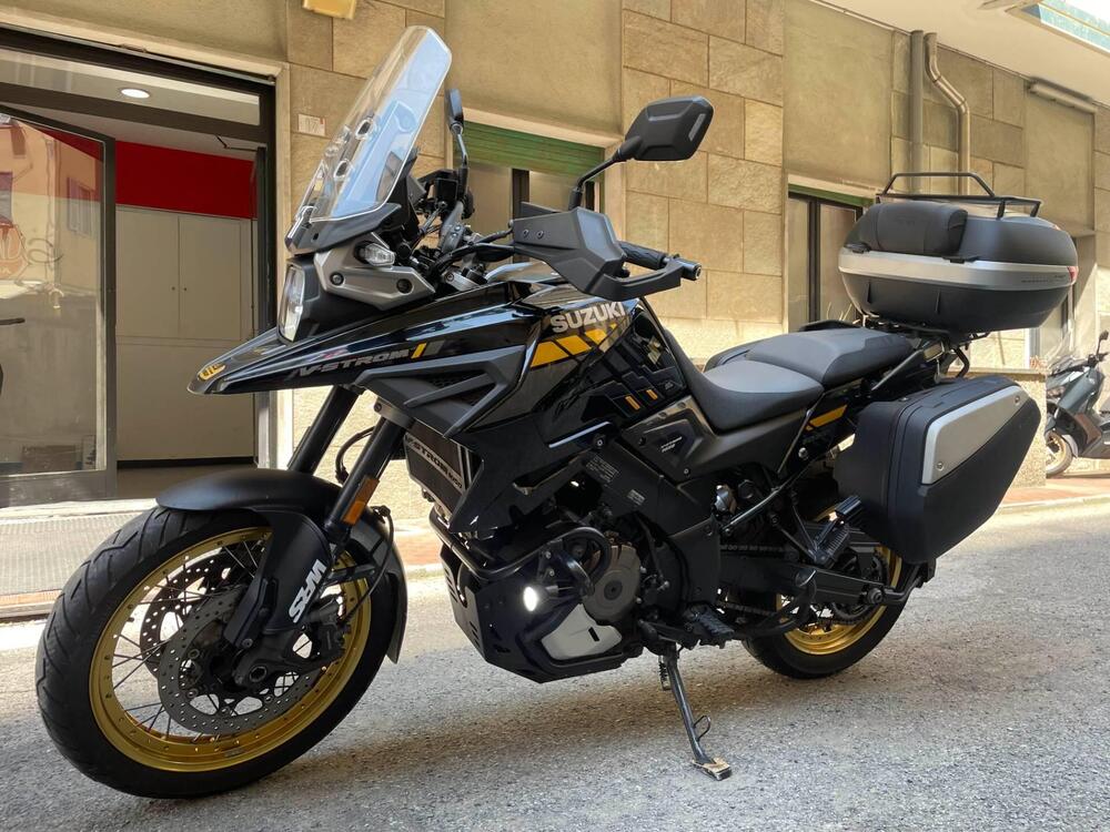 Suzuki V-Strom 1050XT (2020 - 23) (4)