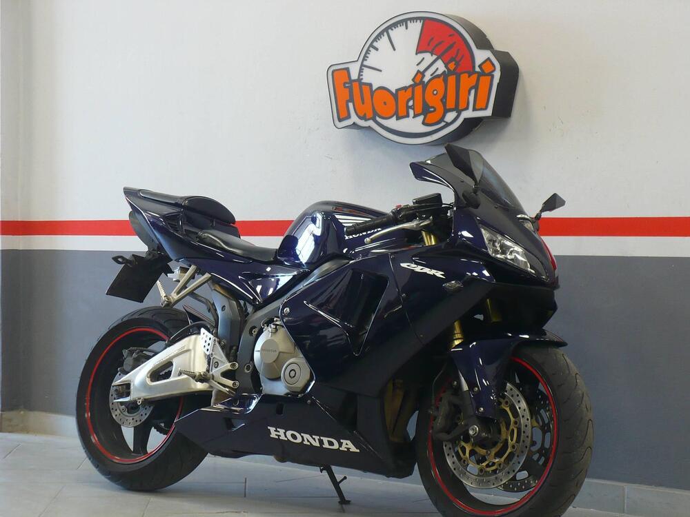 Honda CBR 600 RR (2005 - 06) (2)