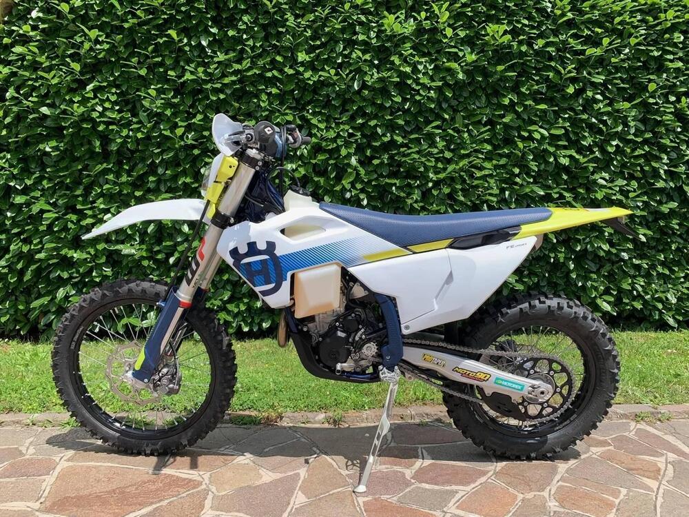 Husqvarna FE 250 (2024) (2)