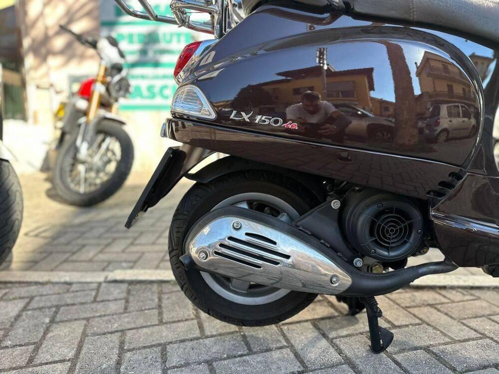 Vespa LX 150 Touring (2010 - 12) (5)