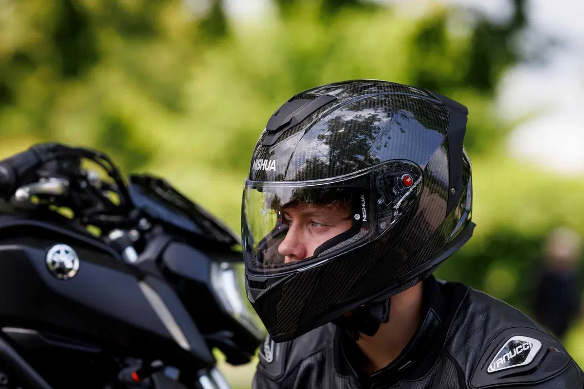 Louis Moto presenta il nuovo Carbon NRX-3 (9)