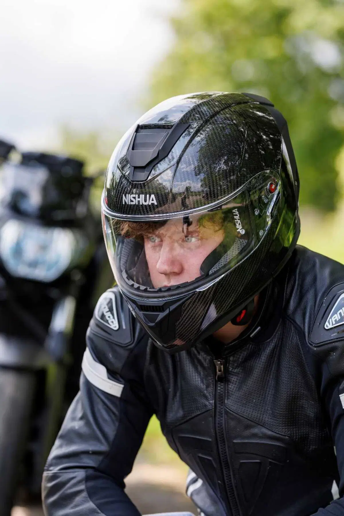 Louis Moto presenta il nuovo Carbon NRX-3 (13)