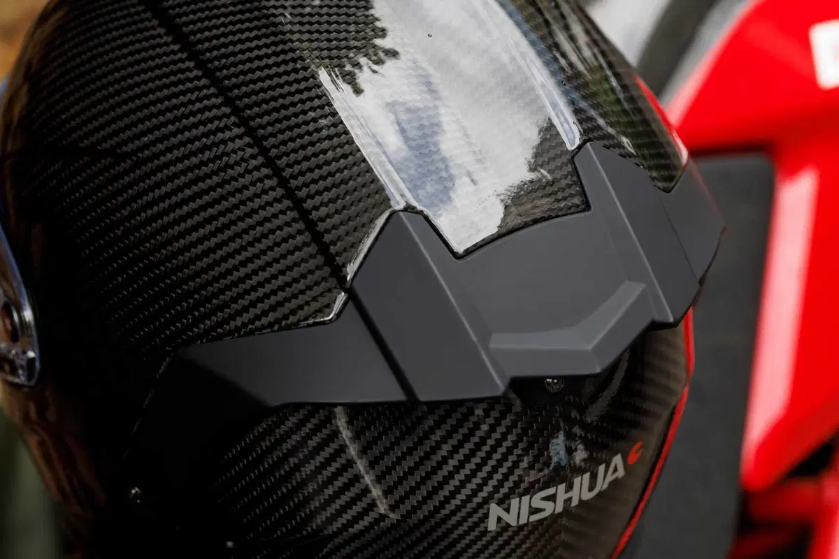 Louis Moto presenta il nuovo Carbon NRX-3 (21)