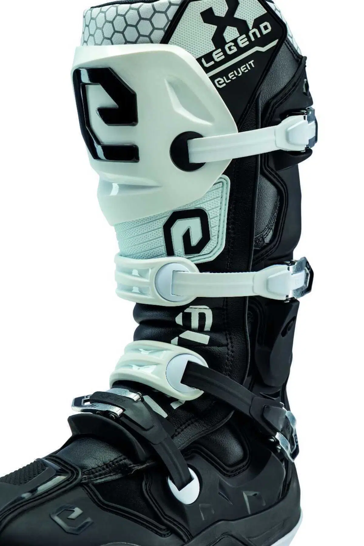 Eleveit presenta il nuovo X Legend EVO (4)