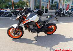 KTM 890 Duke R (2020) usata