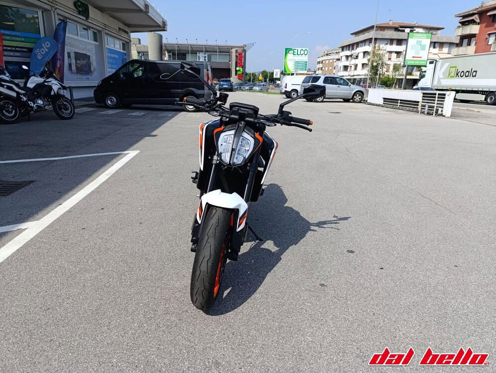 KTM 890 Duke R (2020) (2)