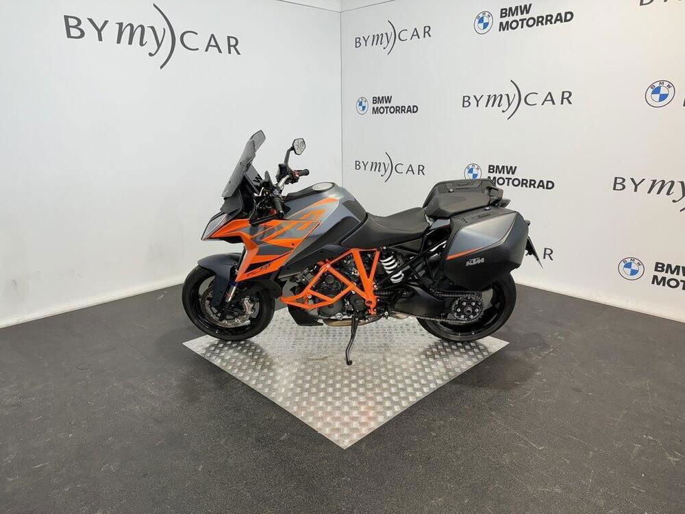 KTM 1290 Super Duke GT (2022 - 24) (2)