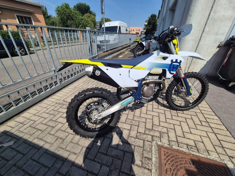 Husqvarna FE 250 (2024) (4)